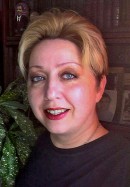 Елена Петрова автор