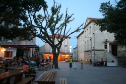 площадь Škujica