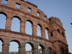 Амфитеатр в Пуле