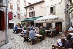 Pian del Forno, Ровинь