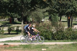 Через территорию поселка Villas Rubin